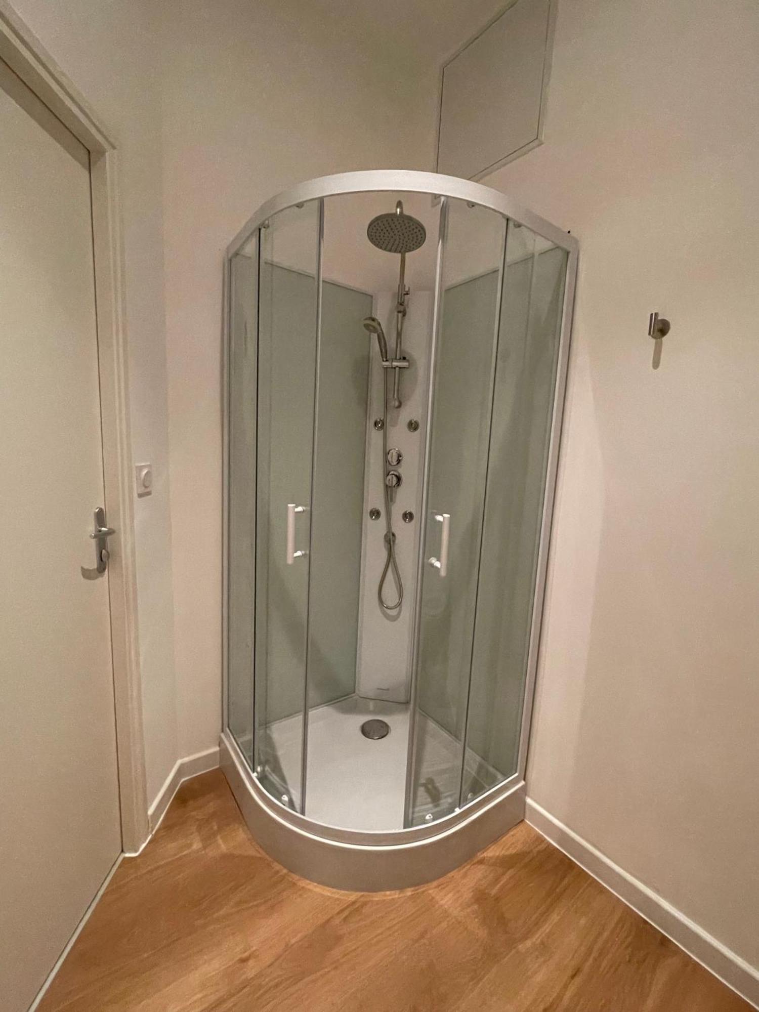 Edenly Stay Saint-Quentin  Room photo