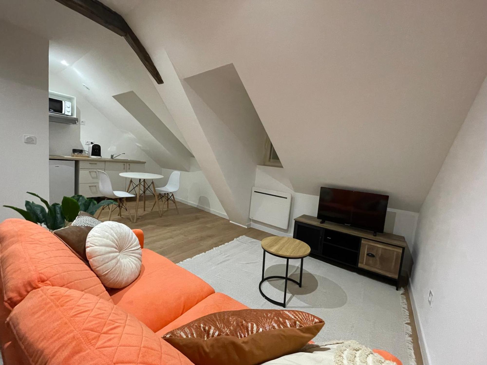 Edenly Stay Saint-Quentin  Exterior photo